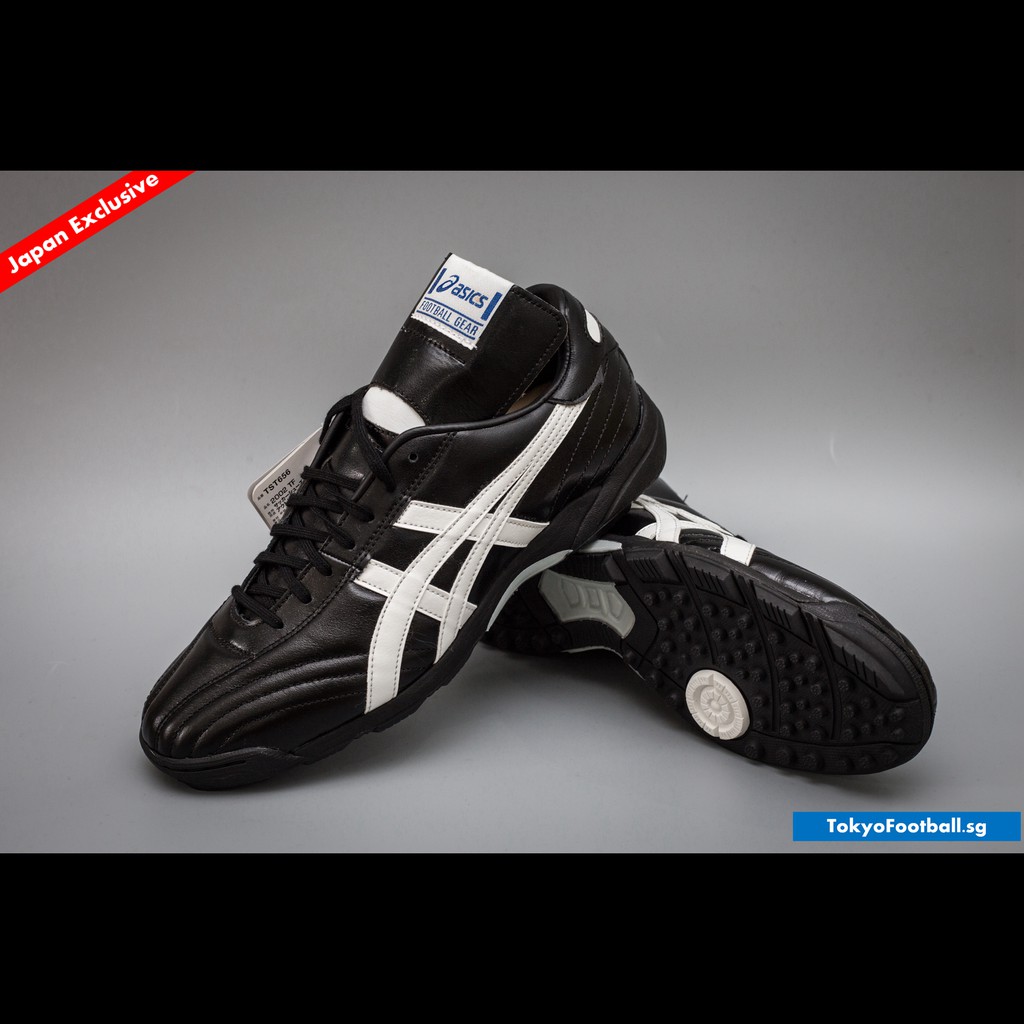 asics soccer turf shoes