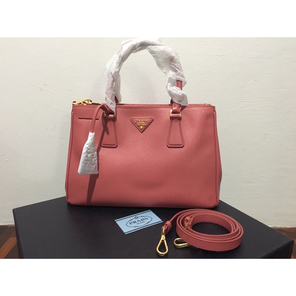 prada saffiano bn1801