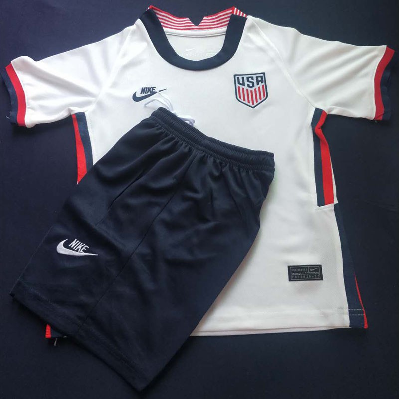 boys nike training kit