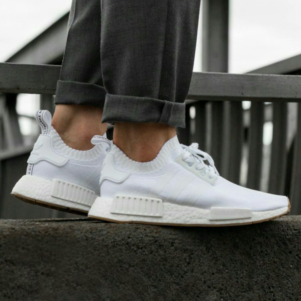 adidas nmd r1 gum white