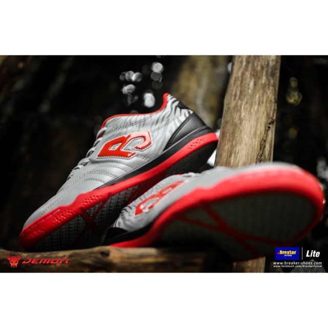 kasut breaker futsal