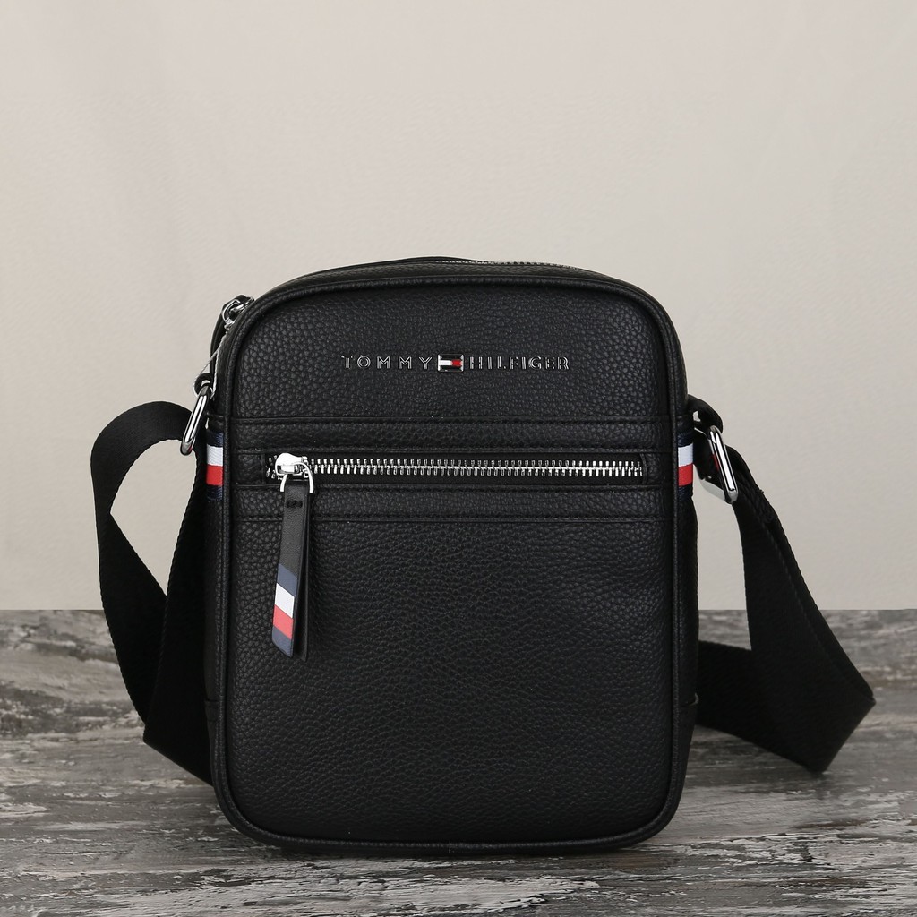 mens tommy hilfiger messenger bag