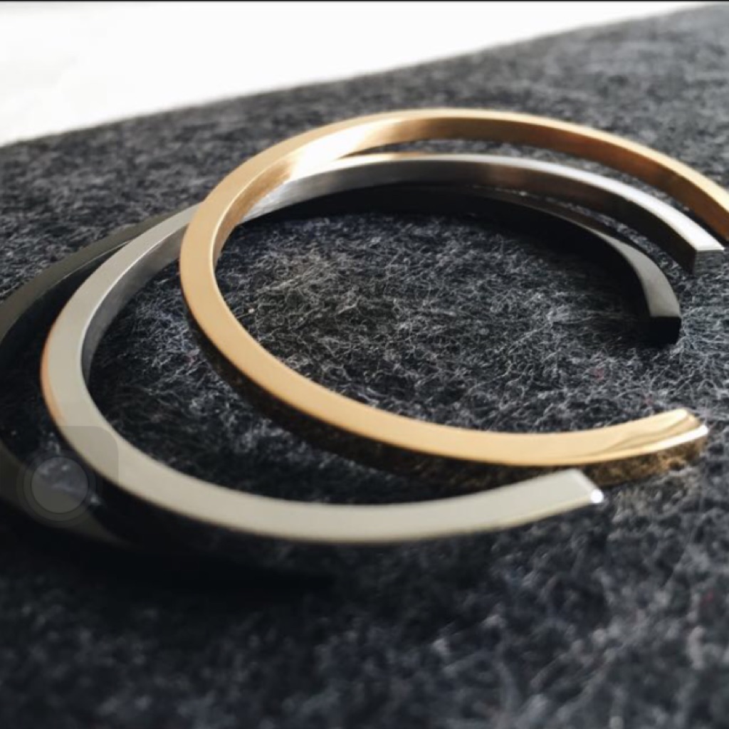 Minimalist Sleek Cuff Bracelet (Black/Gold/Silver) | Shopee Singapore