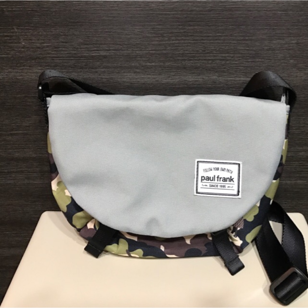 paul frank sling bag