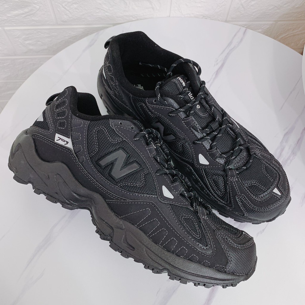 new balance nb 811