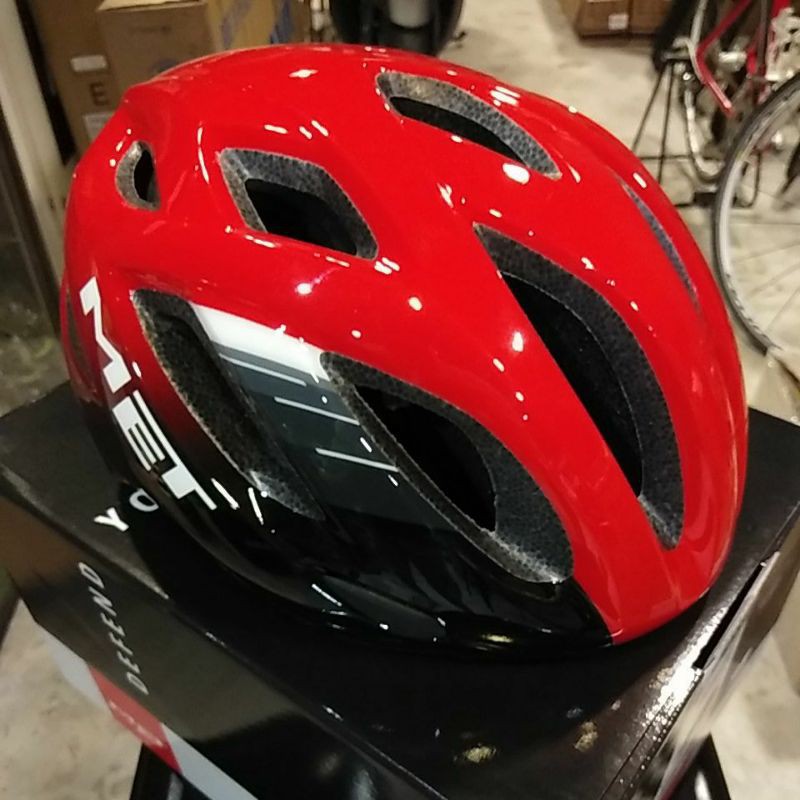 met road helmet
