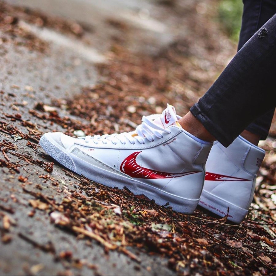 nike blazer mid 77 sketch white red