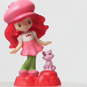 strawberry shortcake mcdonalds toys