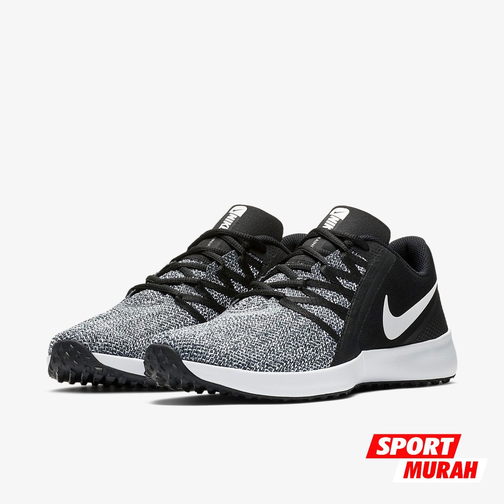 nike varsity trainer shoes