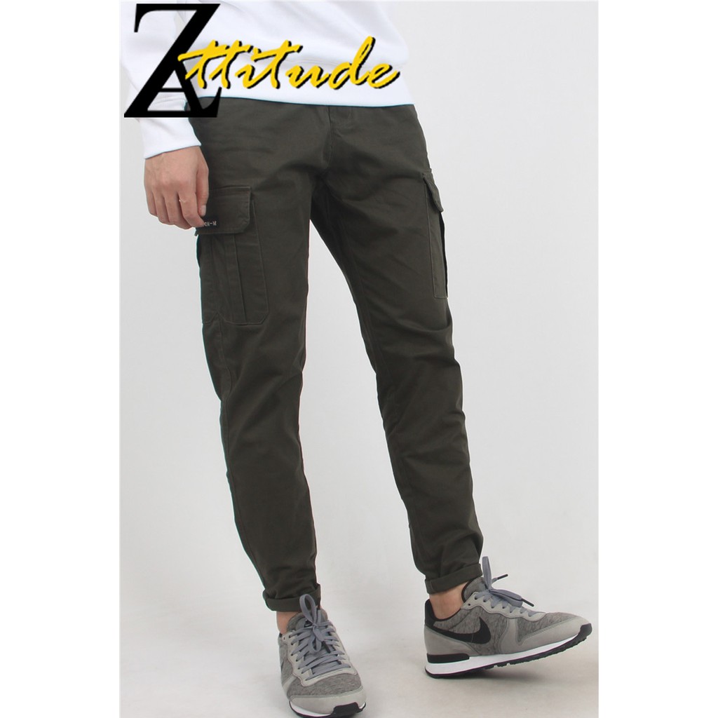 stretchable cargo pants