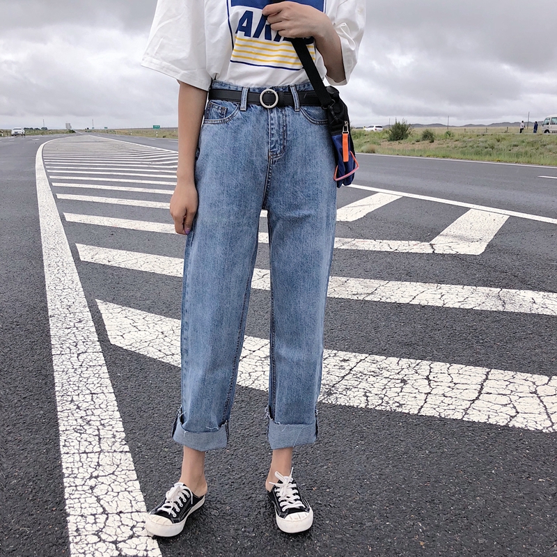 loose jeans fashion