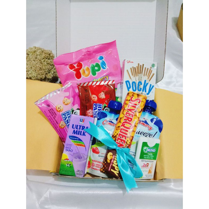 gift-box-req-color-full-snack-shopee-singapore