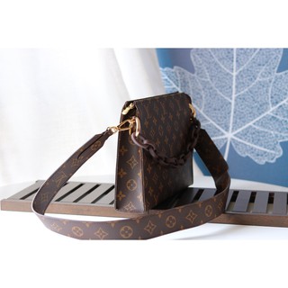 Louis Vuitton women&#39;s bag LV top single shoulder bag m47545 antique toilet bag chain shoulder ...
