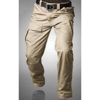 cargo pants with pockets in the front