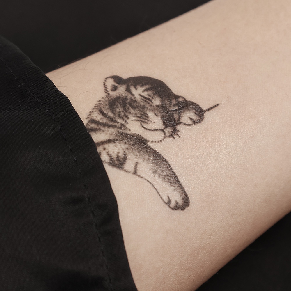 Women Men Fashion Punk Waterproof Black Animal Pet Water Transfer Temporary Tattoo Sticker/Girls Body Shoulder Art