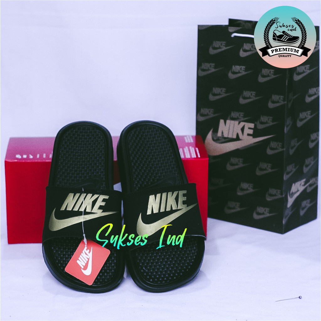 nike slides benassi mens