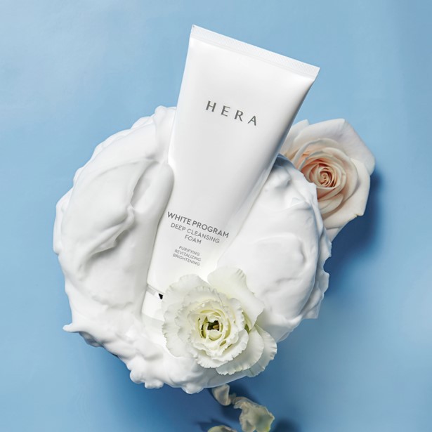 hera white program deep cleansing foam