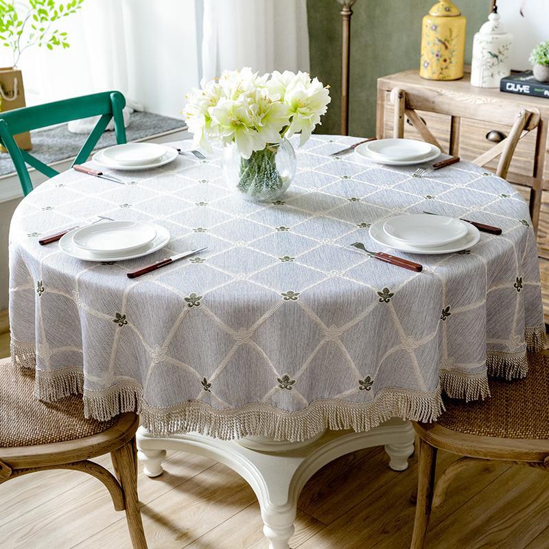 How To Make A Large Round Tablecloth From Scratch