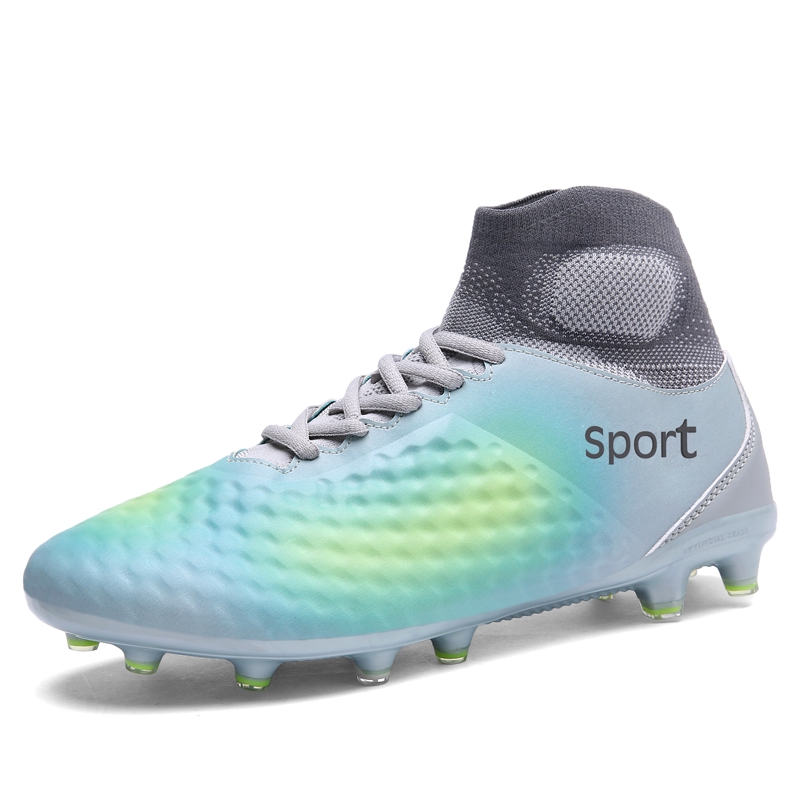 soccer shoes with spikes