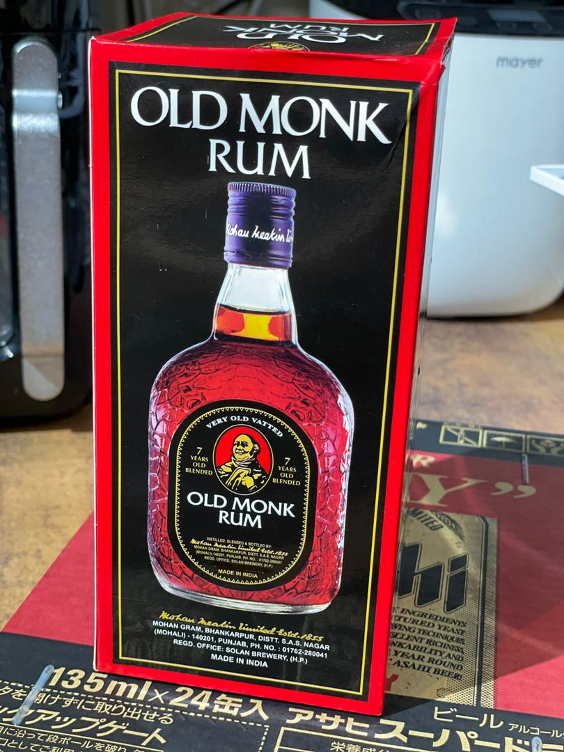 オンライン限定商品 新品未開封 Old Monk The Legend Rum 750ml i9tmg