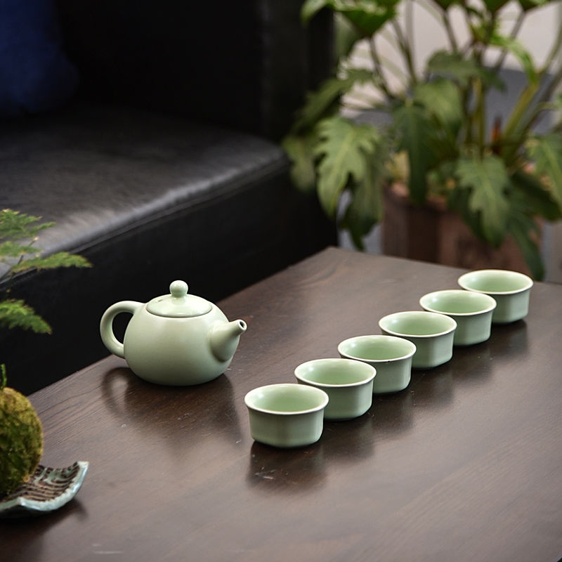 CUPWENH 6 Pezzi in Ceramica 3D Golden Fish Set di Tazze da tè in Cina Kung Fu Tea Set Crackle Glaze Travel Tea Bowl Set di Tazze da tè in Porcellana Cinese 