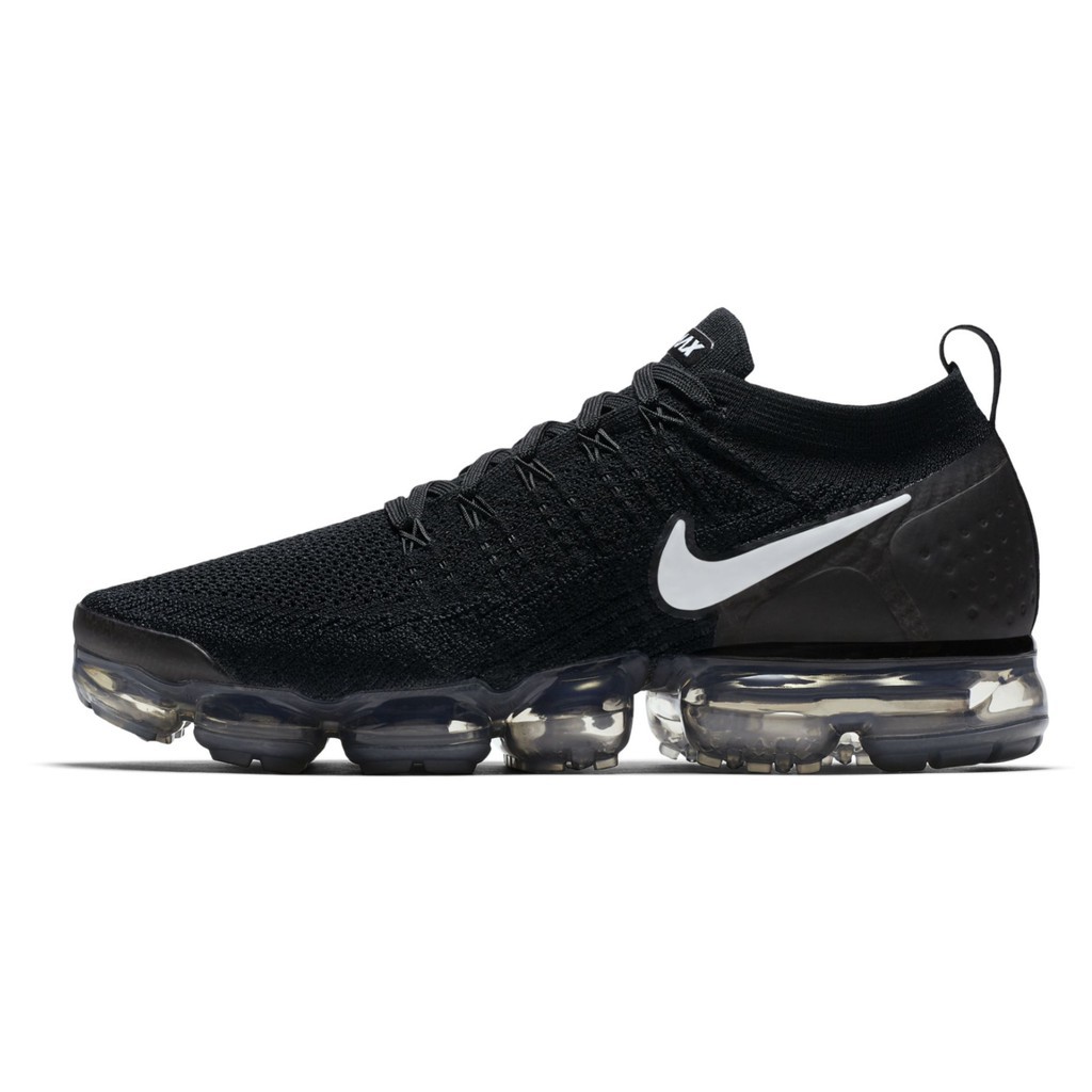 nike air vapormax flyknit black white