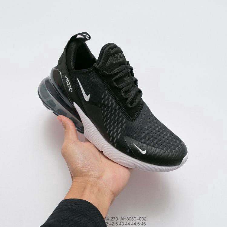 black nike shoes casual