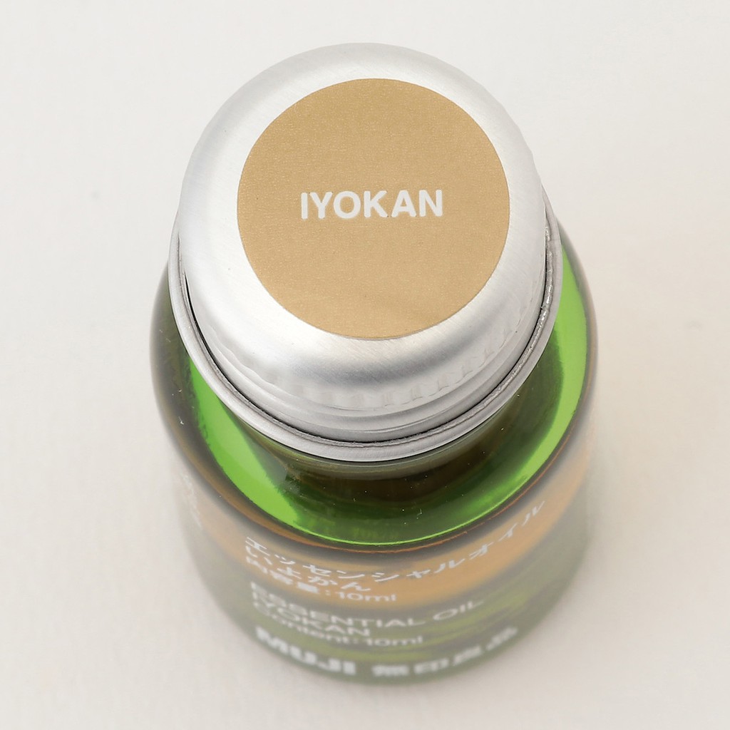 (SALE) MUJI Essential Oil / Iyokan 10ml