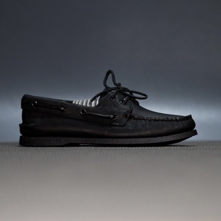 black sperry sneakers