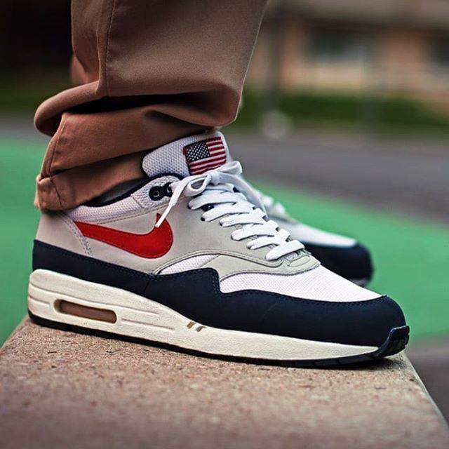 blazer mid