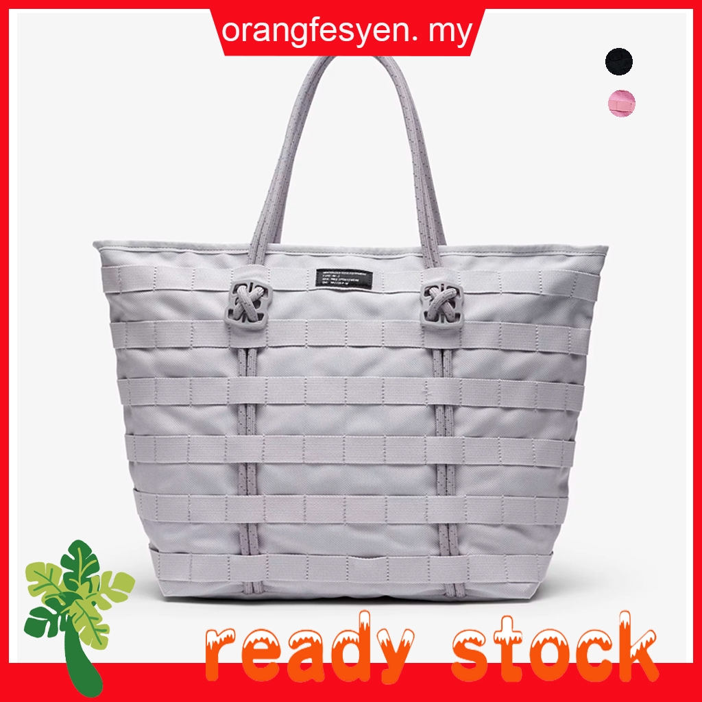 nike laptop messenger bag