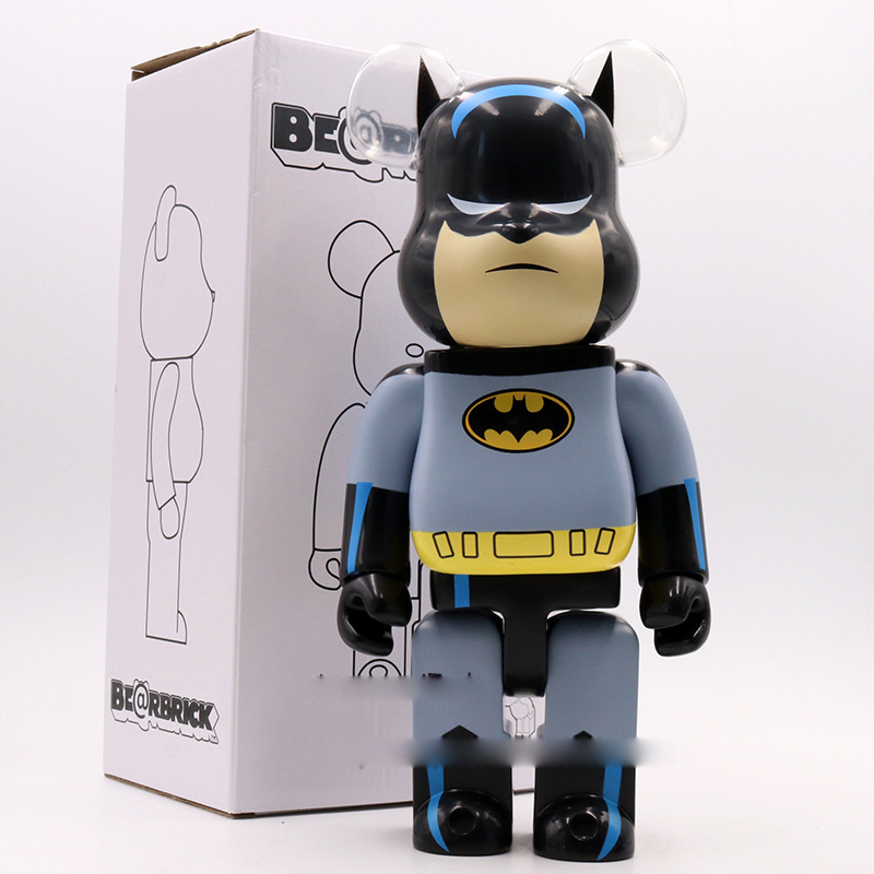 400% Action Figure Batman Marvel 