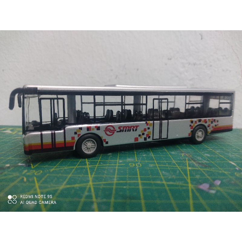 smrt bus toy