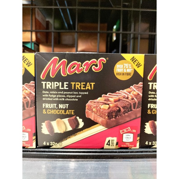 Mars Triple Treat Fruit & Nut Milk Chocolate Multipack Snack Bars 4x32g