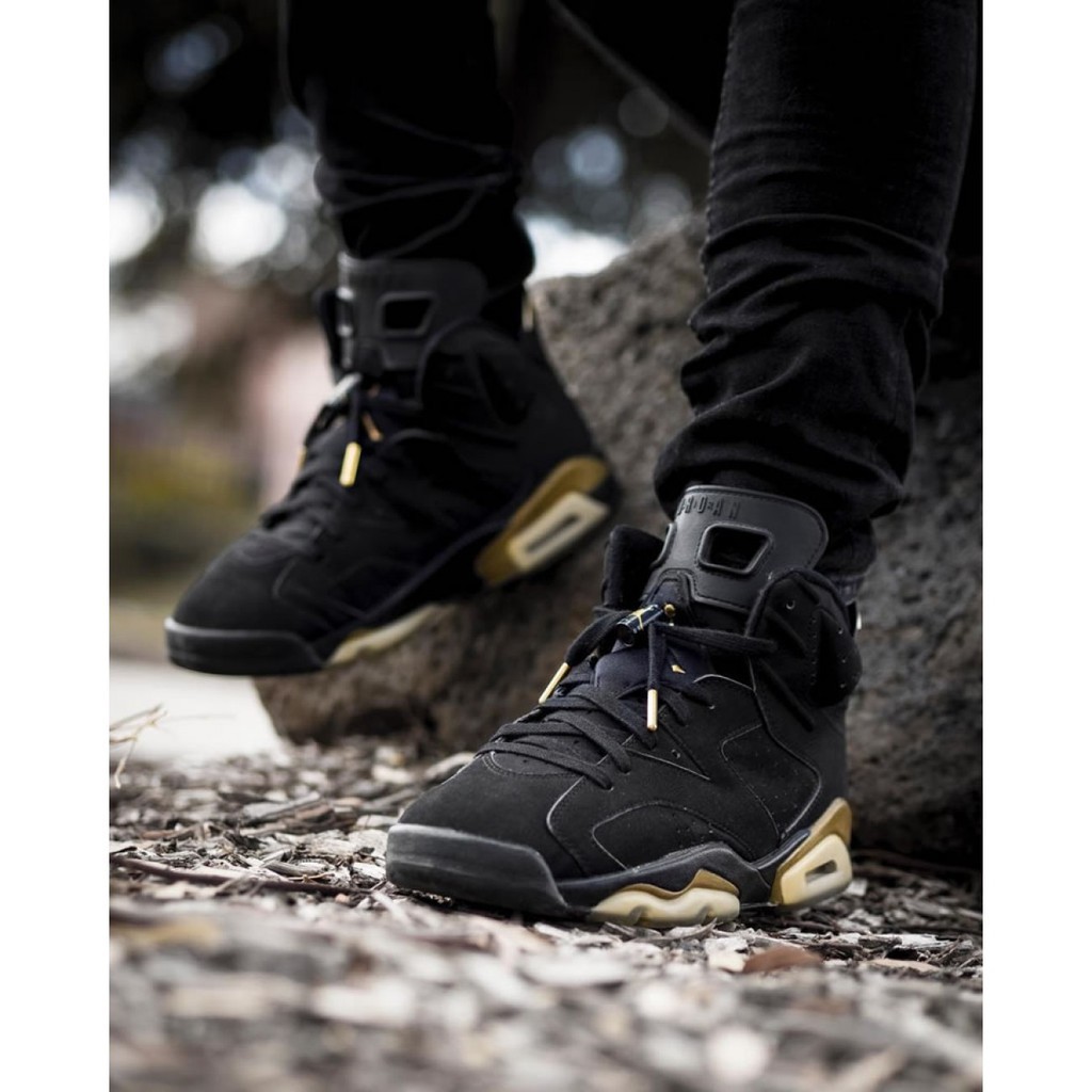 air jordan retro 6 black gold