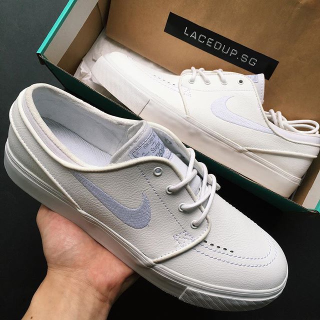 triple white janoski