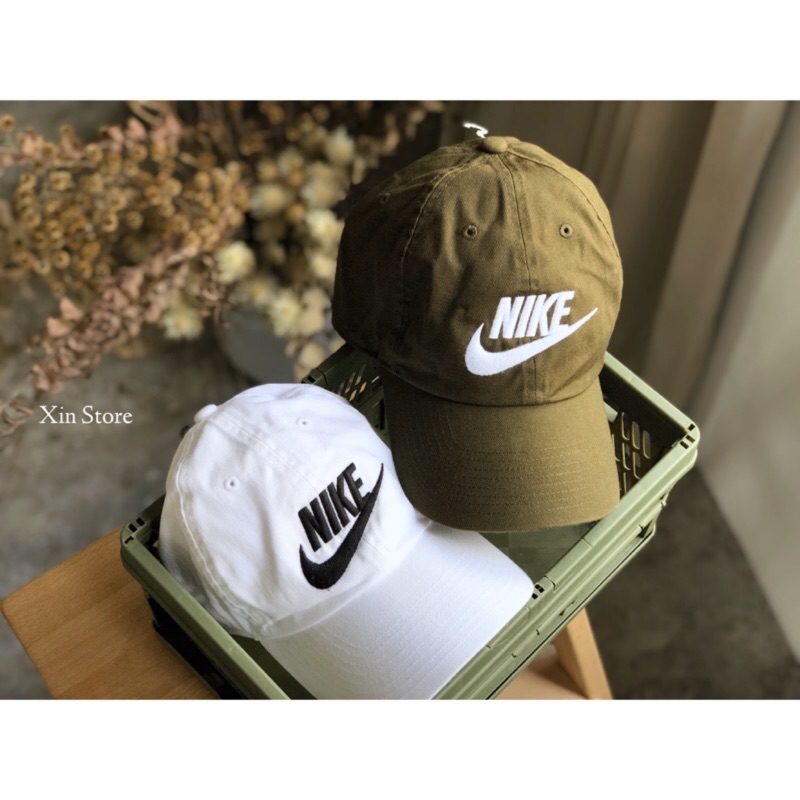 nike store caps