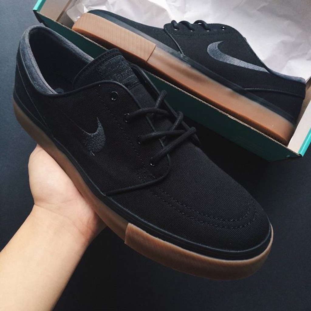 nike sb stefan janoski black