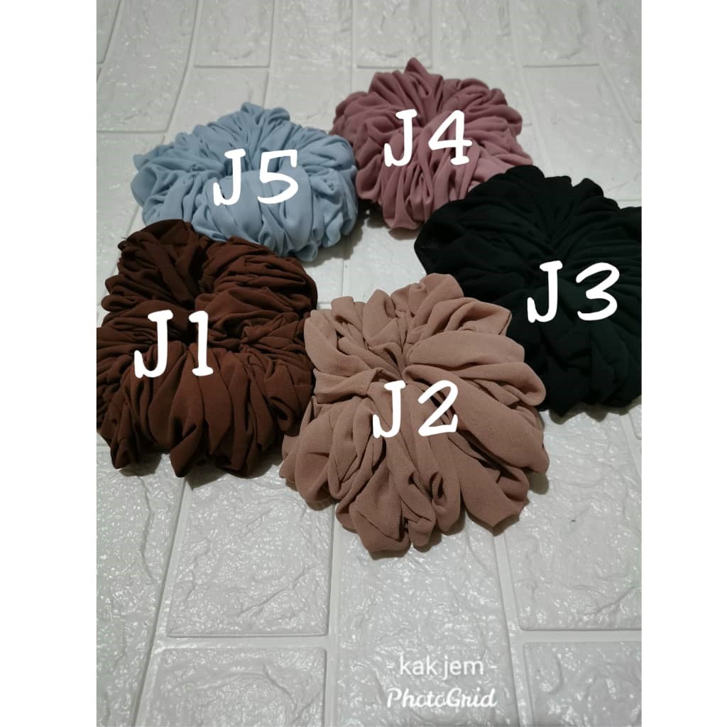Shop Malaysia Sanggul Crunchy Inner Free 2pcs Brooch If Buy More 2 Chiffon Besar Getah Rambut Shopee Singapore