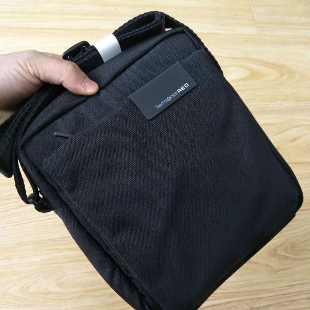 samsonite sling