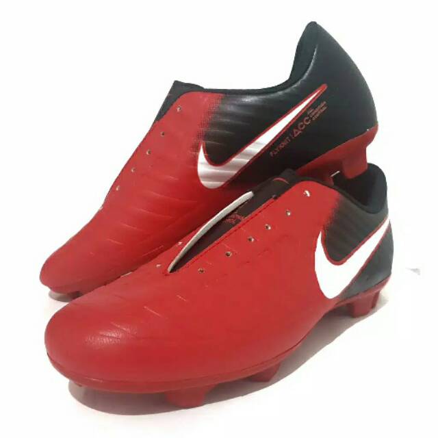 cheapest nike football shoes