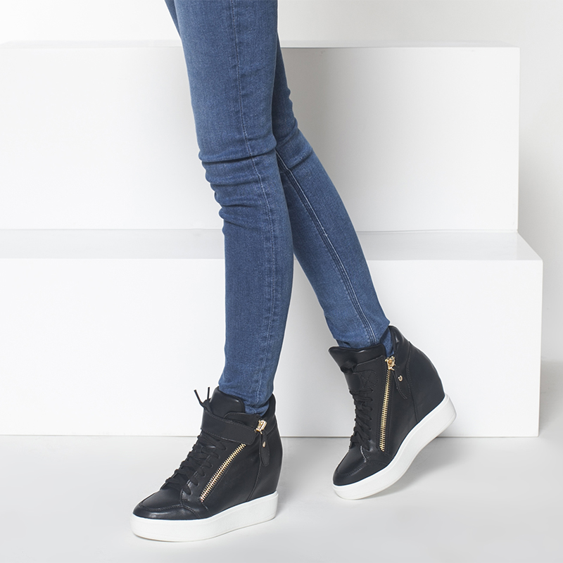 carvela juno trainers