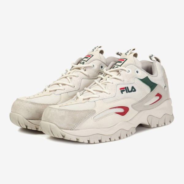 beige fila ray tracer