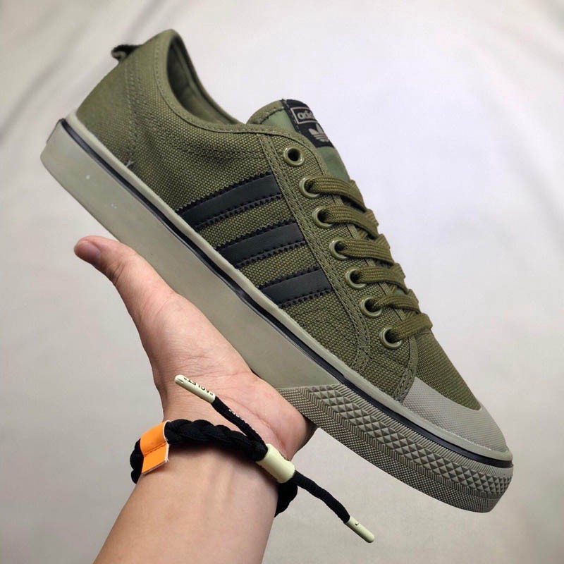 adidas army color shoes