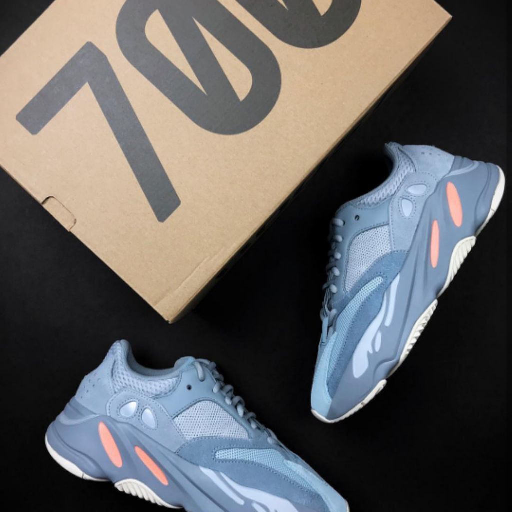 adidas originals 700