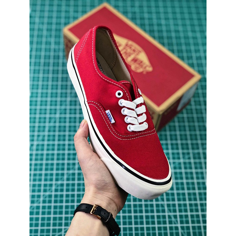 vans authentic red