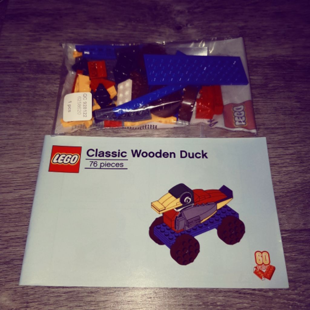 lego classic wooden duck