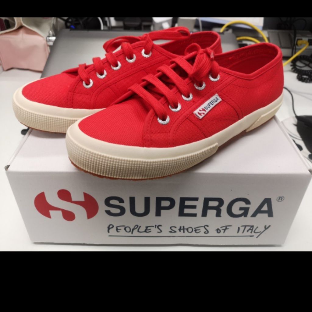 brand superga