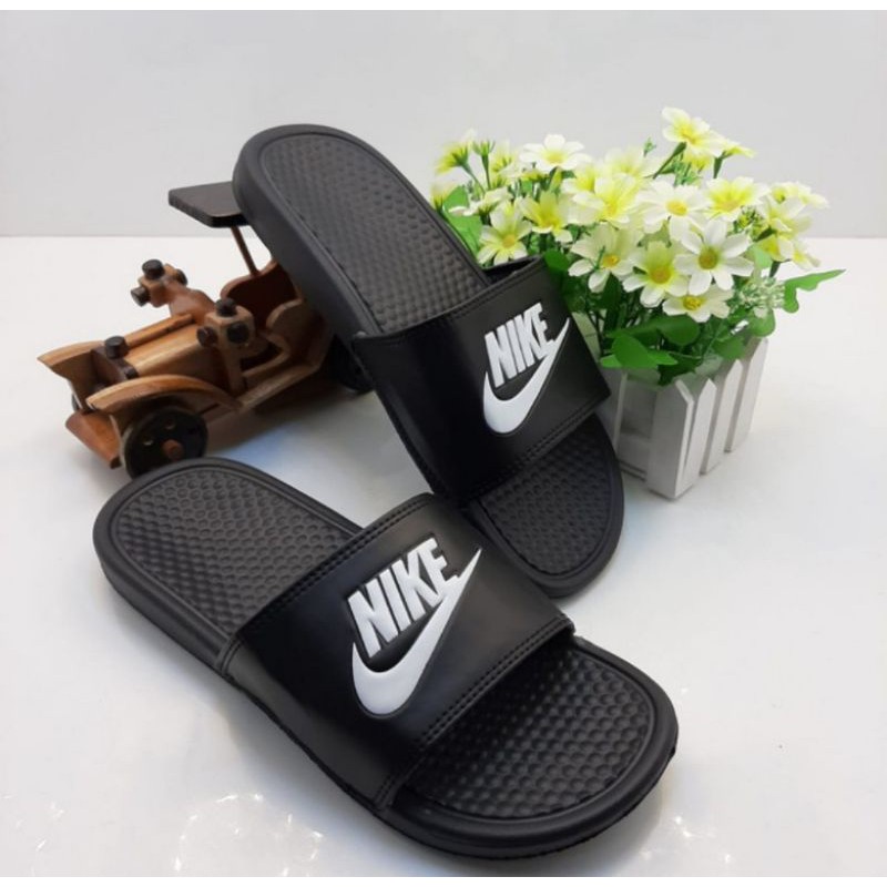 nike ladies sandals prices