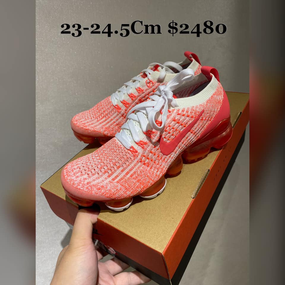 vapormax red and white